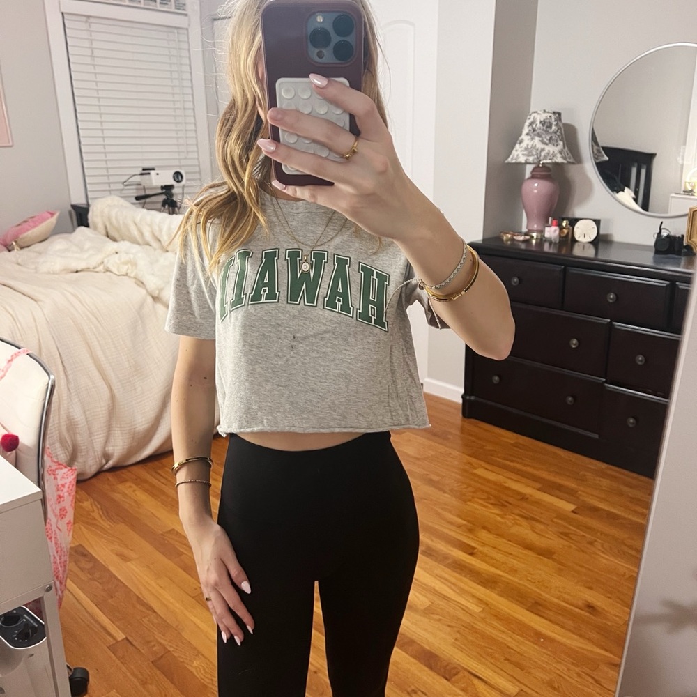 Brandy Melville Green Boxy Crop T-Shirt Short Sleeve